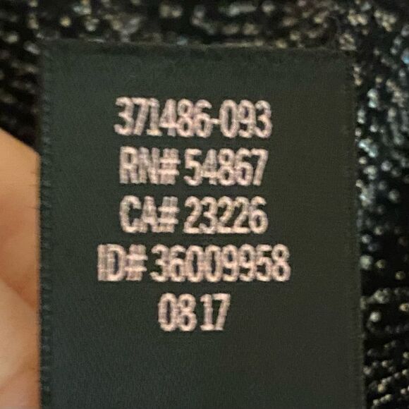 Victoria's Secret Women's Black Shimmery Top Size XS Semi Sheer Lightweight - Picture 6 of 6